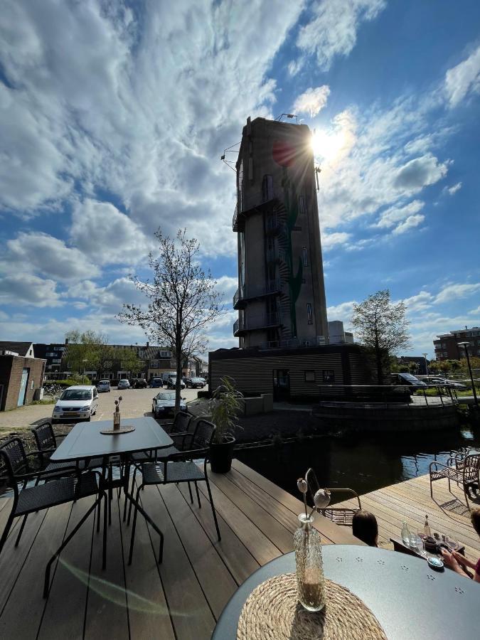 B&B De Tulpentoren Roelofarendsveen Exterior foto